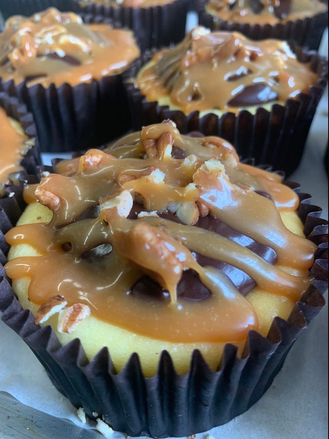 Caramel pecan cupcakes