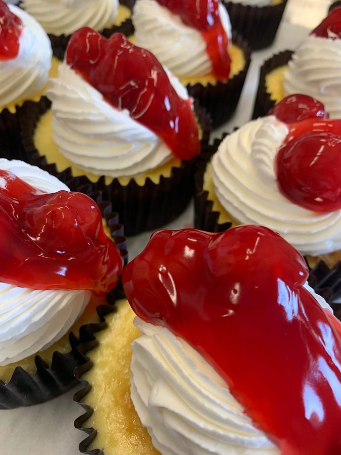 Cherry cheesecake cupcakes